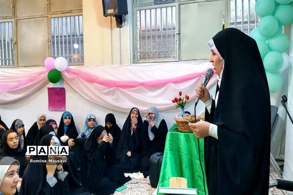 برگزاری جشن عید غدیرخم در اتحادیه انجمن اسلامی دانش‌آموزان