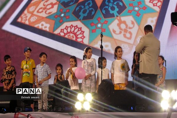 جشن دهه امامت و ولایت در ملارد و صفادشت