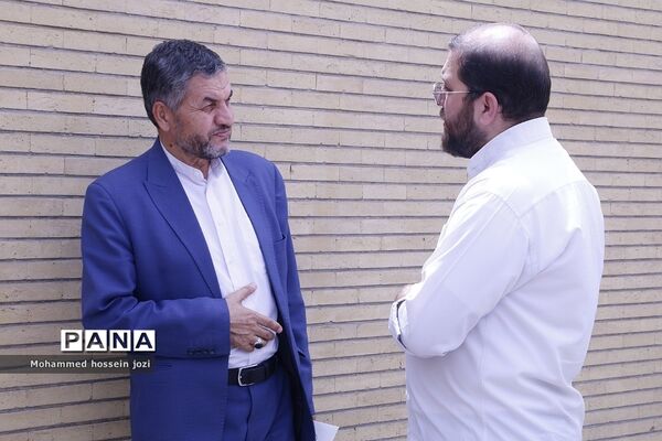بازدید معاون استاندار قم از گروه‌های جهادی دانش‌آموزی