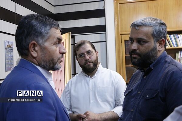 بازدید معاون استاندار قم از گروه‌های جهادی دانش‌آموزی