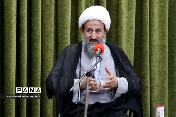 دیدار امام جمعه قرچک با مداحان نوجوان به‌مناسبت دهه امامت و ولایت