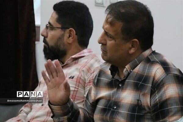 دیدار امام جمعه قرچک با مداحان نوجوان به‌مناسبت دهه امامت و ولایت