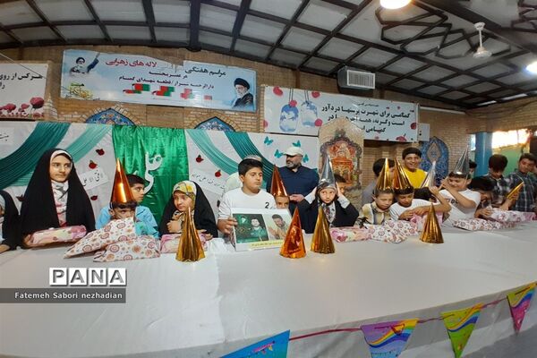 جشن تولد فرزندان شهدای شیراز با حضور پرشور مردم در گلزار شهدا