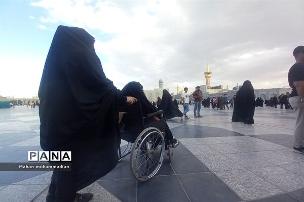 حس و حال حرم مطهر رضوی در بزرگترین عید شیعیان، غدیرخم