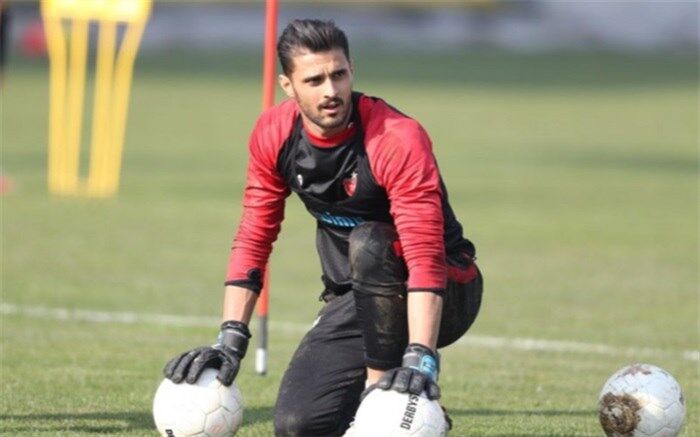 دروازه‌بان دوم پرسپولیس جدا شد