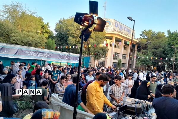 برگزاری جشن دهه امامت‌ و ولایت در اصفهان