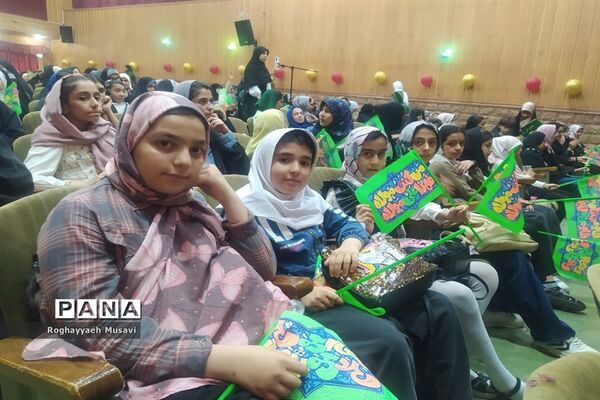 مراسم جشن «دُختی نو» در مجتمع نور قم