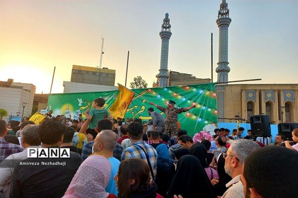 حضور پرشور مردم در راهپیمایی ۱۰ کیلومتری عید غدیر