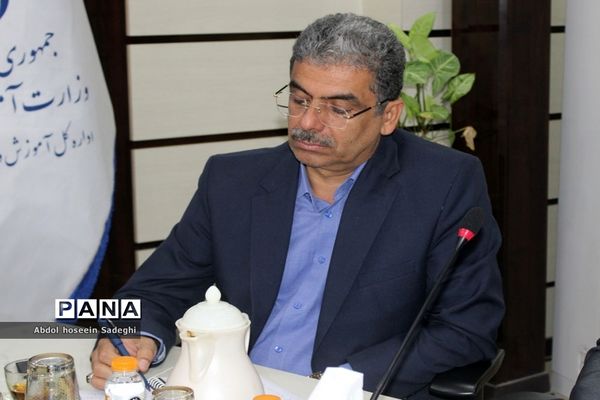 جلسه شورای معاونان اداره‌کل آموزش و پرورش استان بوشهر