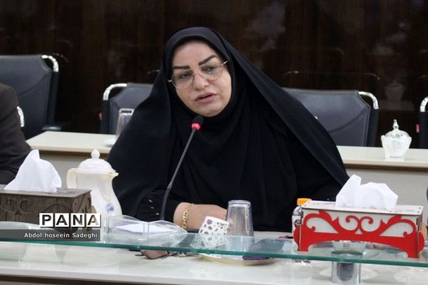 جلسه شورای معاونان اداره‌کل آموزش و پرورش استان بوشهر