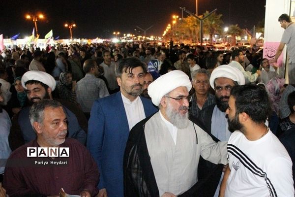 مهمانی غدیر در ساحل بوشهر