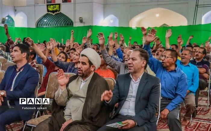 برگزاری محفل انس با قرآن کریم در مصلی قدس شهرستان تفت/ فیلم