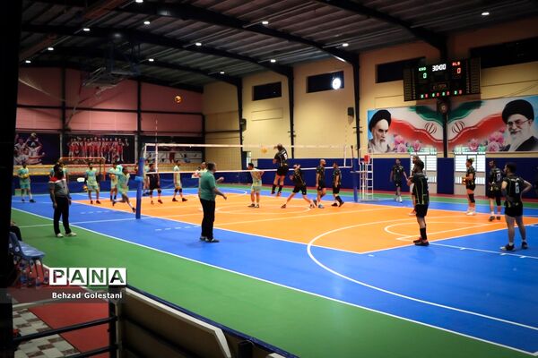 مسابقات والیبال فرهنگیان روز اول