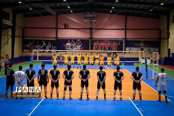 مسابقات والیبال فرهنگیان روز اول