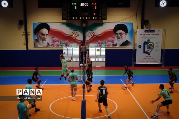 مسابقات والیبال فرهنگیان روز اول