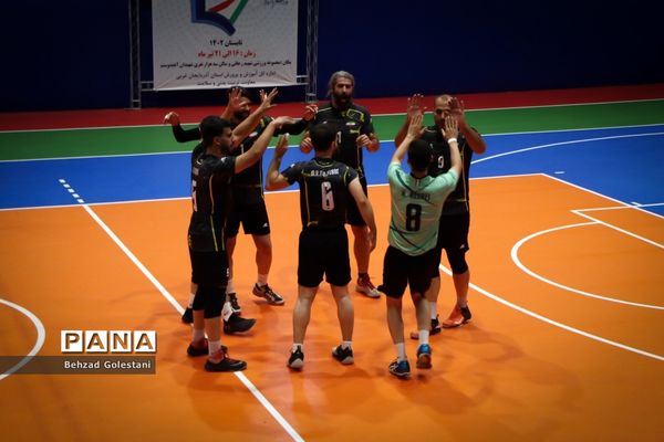 مسابقات والیبال فرهنگیان روز اول