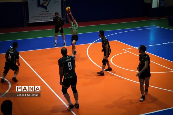 مسابقات والیبال فرهنگیان روز اول