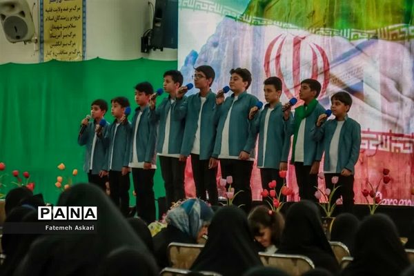 برگزاری محفل انس با قرآن کریم در مصلی قدس شهرستان تفت