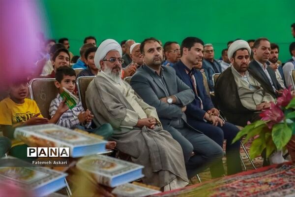 برگزاری محفل انس با قرآن کریم در مصلی قدس شهرستان تفت