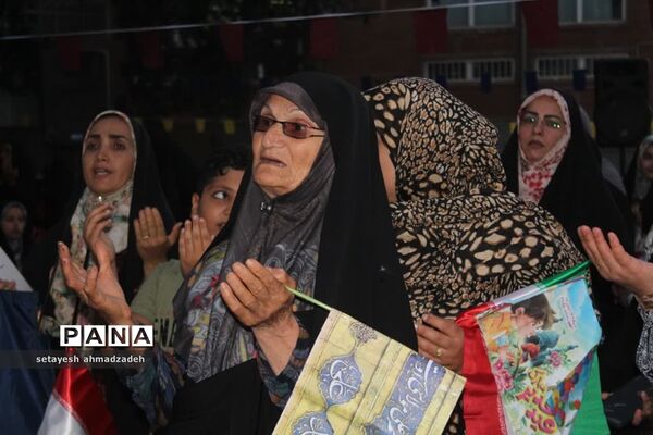 جشن دهه نودی‌ها در گلوگاه