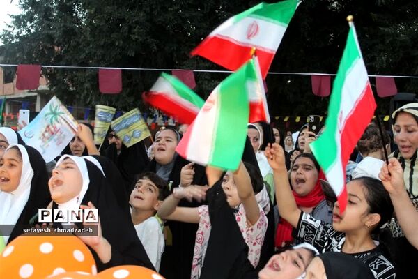 جشن دهه نودی‌ها در گلوگاه