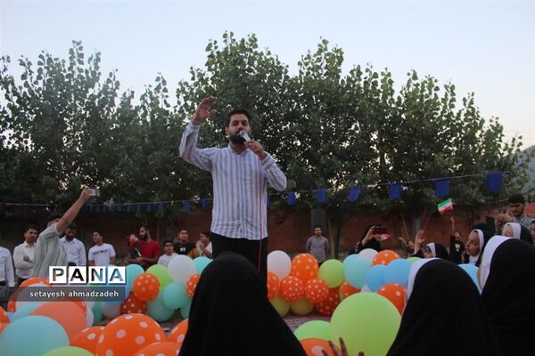 جشن دهه نودی‌ها در گلوگاه