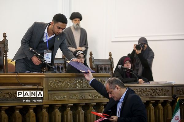 دومین روز یازدهمین دوره مجلس دانش‌آموزی