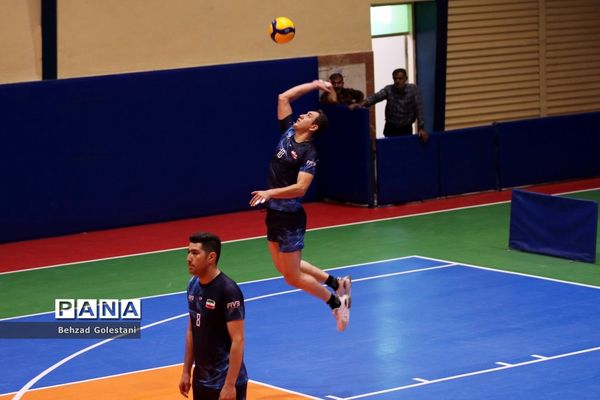 مسابقات والیبال فرهنگیان روز دوم