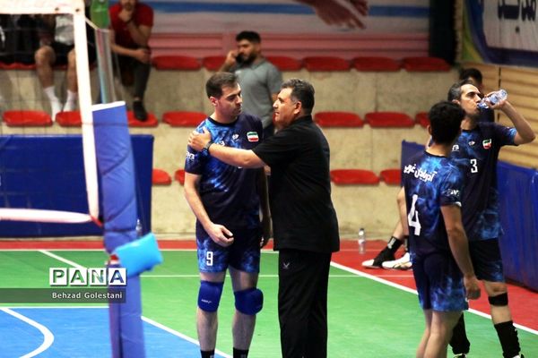 مسابقات والیبال فرهنگیان روز دوم