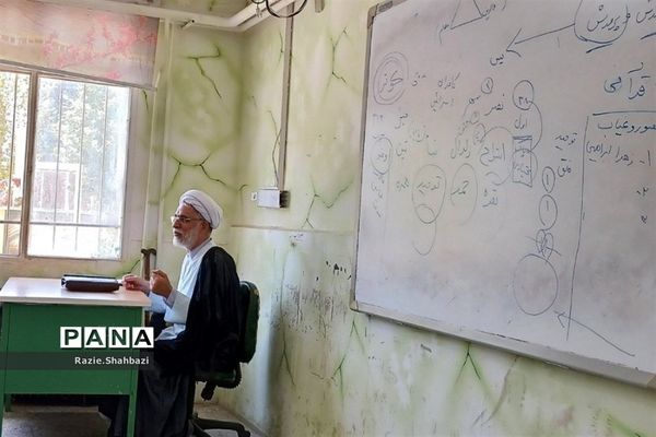 برگزاری نهمین جلسه طرح اتقان در شهرستان پاکدشت