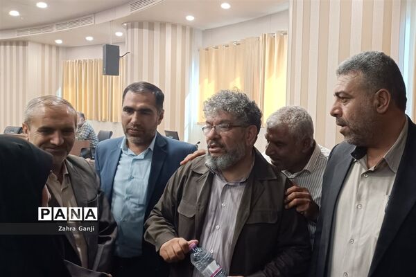 نشست مشترک مدیران و نماینده بانوان سازمان بسیج فرهنگیان استان فارس