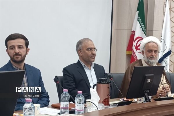 نشست مشترک مدیران و نماینده بانوان سازمان بسیج فرهنگیان استان فارس