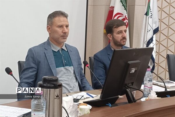 نشست مشترک مدیران و نماینده بانوان سازمان بسیج فرهنگیان استان فارس