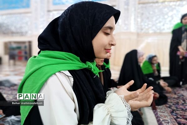 تشرف دانش‌آموزان زیارت اولی دختر کرمانشاه به حرم مطهر رضوی