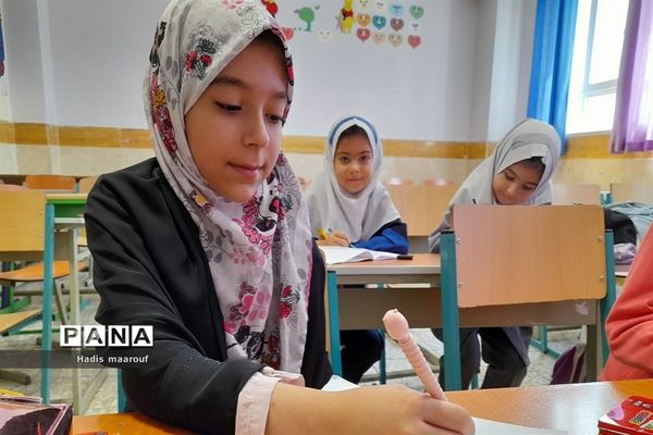 پایگاه تابستانی اوقات فراغت در بهارستان 2