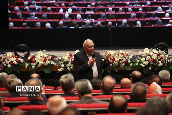 همایش ملی تکریم خیرین مدرسه‌ساز