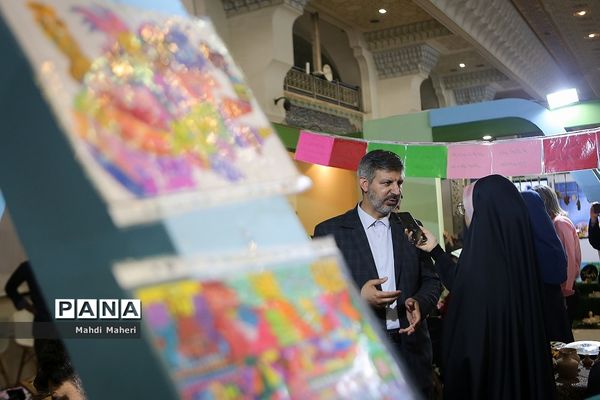 دومین روز نمایشگاه الف تا