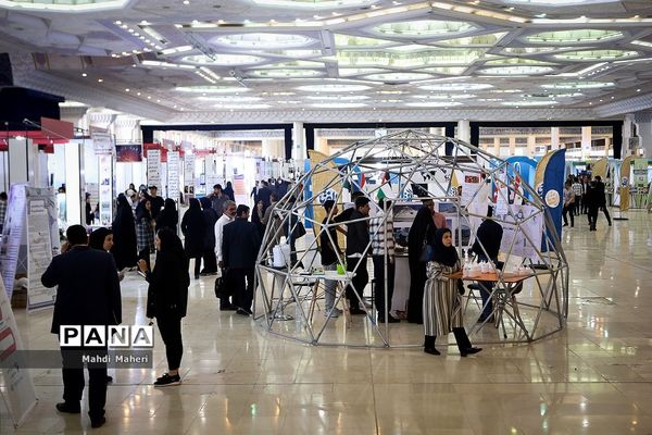 دومین روز نمایشگاه الف تا