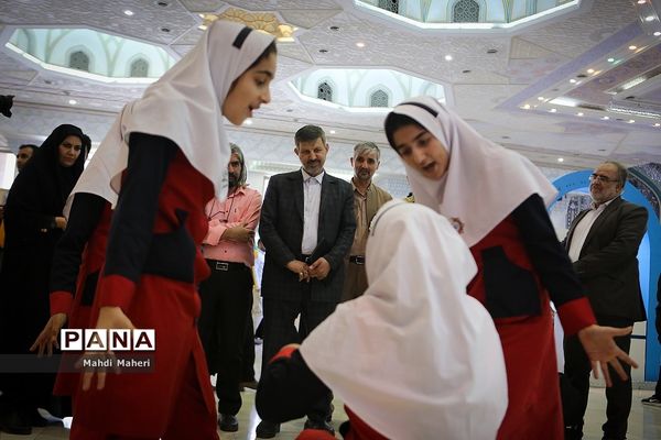 دومین روز نمایشگاه الف تا