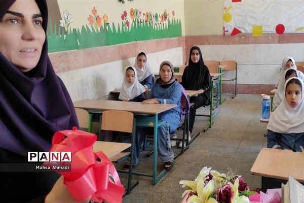 پایگاه تابستانی اوقات فراغت در دبستان شهید‌سیفی رباط‌کریم