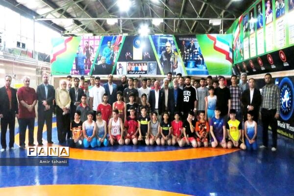 مراسم بهره‌برداری از امکانات ورزشگاه شهید ناطق نوری در منطقه ۱۸