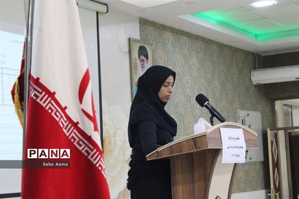 جلسه ویژه اولیای پایه نهم با موضوع هدایت تحصیلی در کاشمر