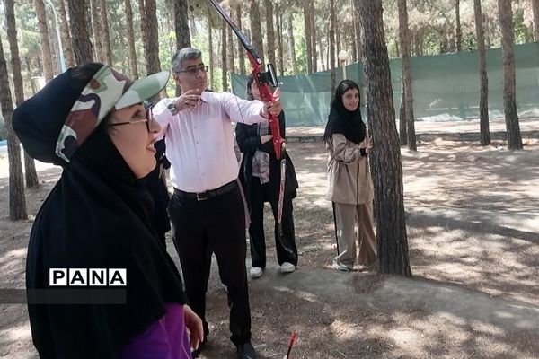 اردوی یک‌روزه دختران بعثت ۲ در اردوگاه استانی شهید‌منتظری شهرستان‌ شهریار