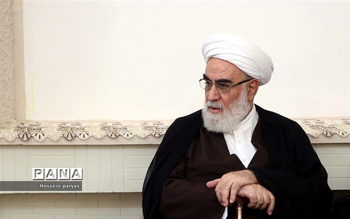 دشمن در فضای مجازی به دنبال بی‌حجابی بود