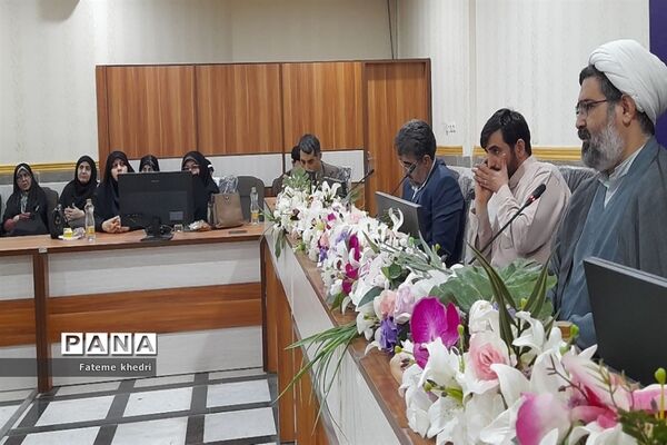 همایش عفاف و حجاب در اداره آموزش و پرورش ناحیه ۲ اهواز