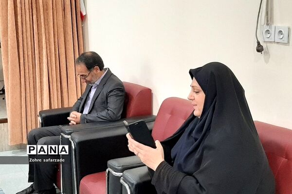 بازدید و حضور مدیر آموزش و پرورش رودهن در کارگاه طرح قرآنی اتقان