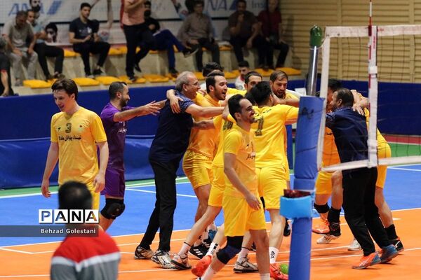 فینال مسابقات والیبال فرهنگیان کشور‌
