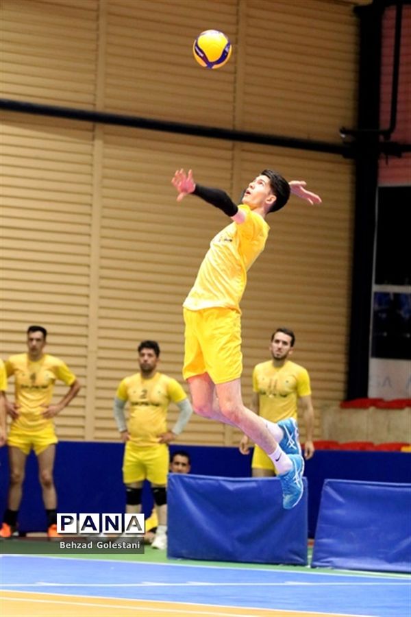 فینال مسابقات والیبال فرهنگیان کشور‌