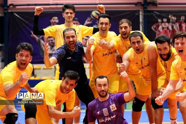 فینال مسابقات والیبال فرهنگیان کشور‌