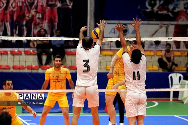 فینال مسابقات والیبال فرهنگیان کشور‌